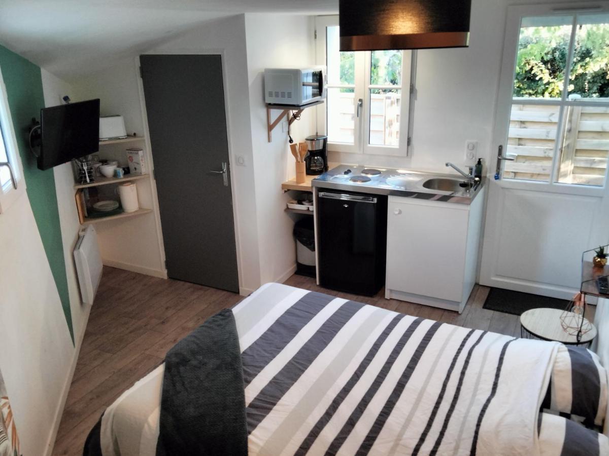 Logement Independant Avec Exterieur Privatif Et Cloture Batz-sur-Mer Exterior foto